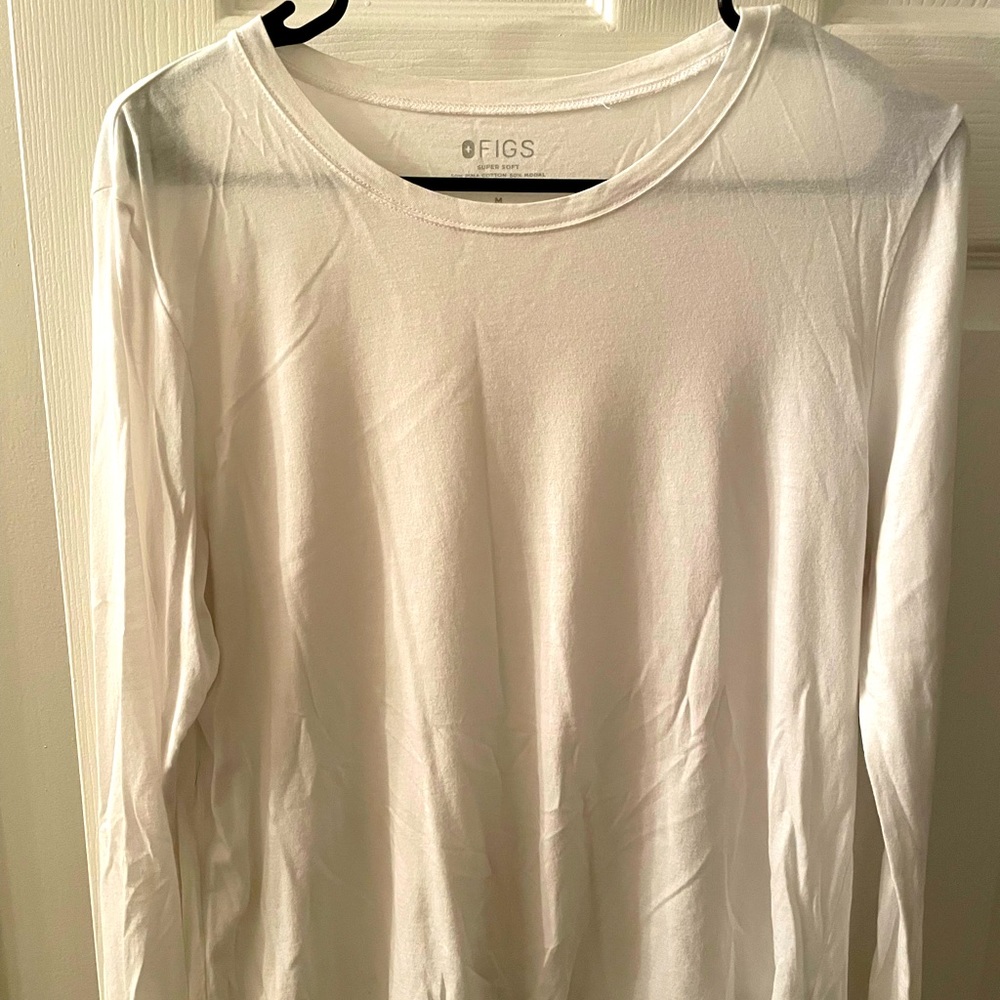 Figs long sleeve white underscrub - women’s
